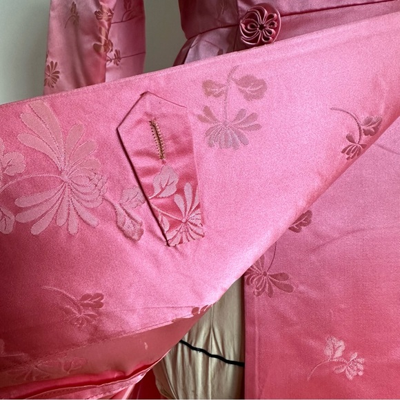 Vintage Dynasty for Lord & Taylor Kimono Jacket✨Pink Satin Brocade✨Cool history - Picture 7 of 17